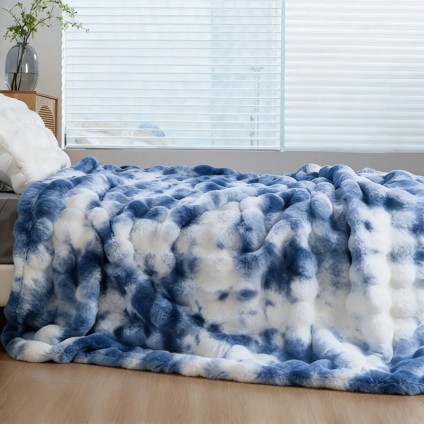 Luxury Faux Fur Blanket