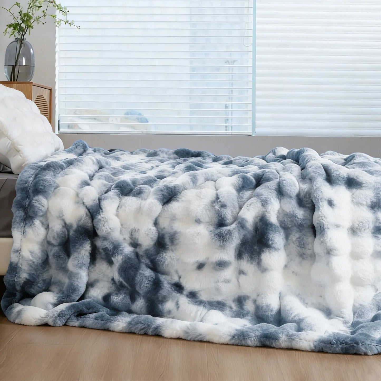 Luxury Faux Fur Blanket