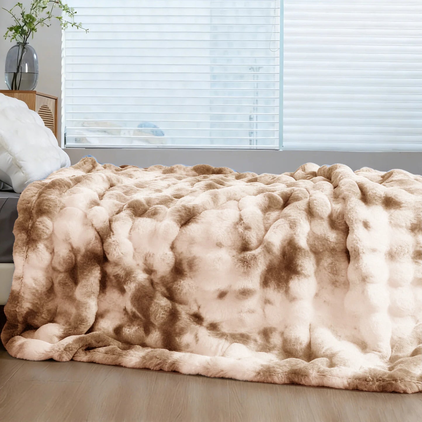 Luxury Faux Fur Blanket