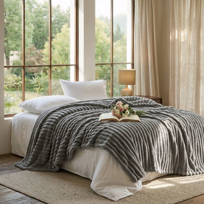 Lightweight Cozy & Breathable Blanket