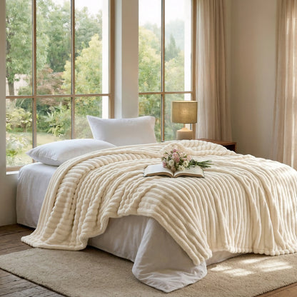 Lightweight Cozy & Breathable Blanket