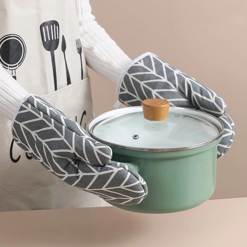 2pcs Heat Resistant, Anti-scald Oven Gloves